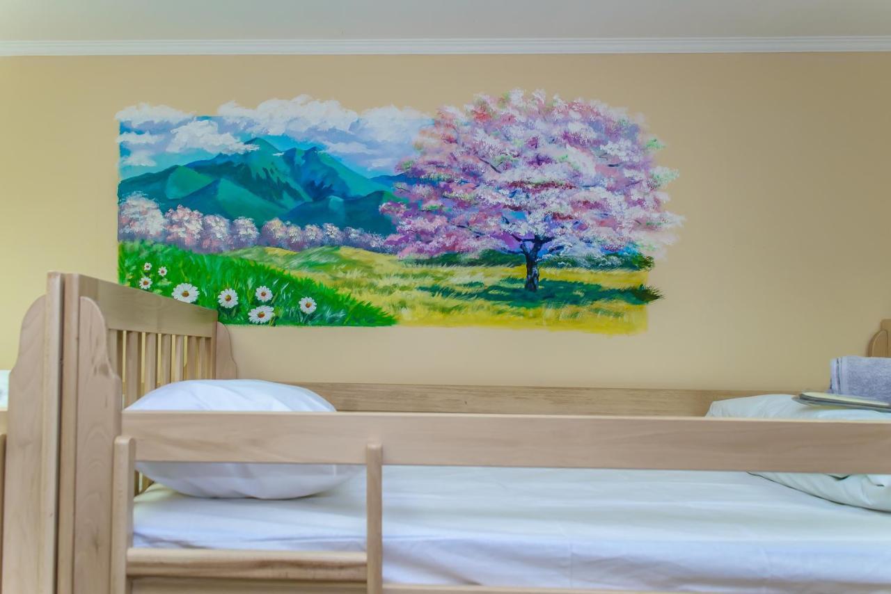 Botanic Globus Hostel Kiev Exterior foto
