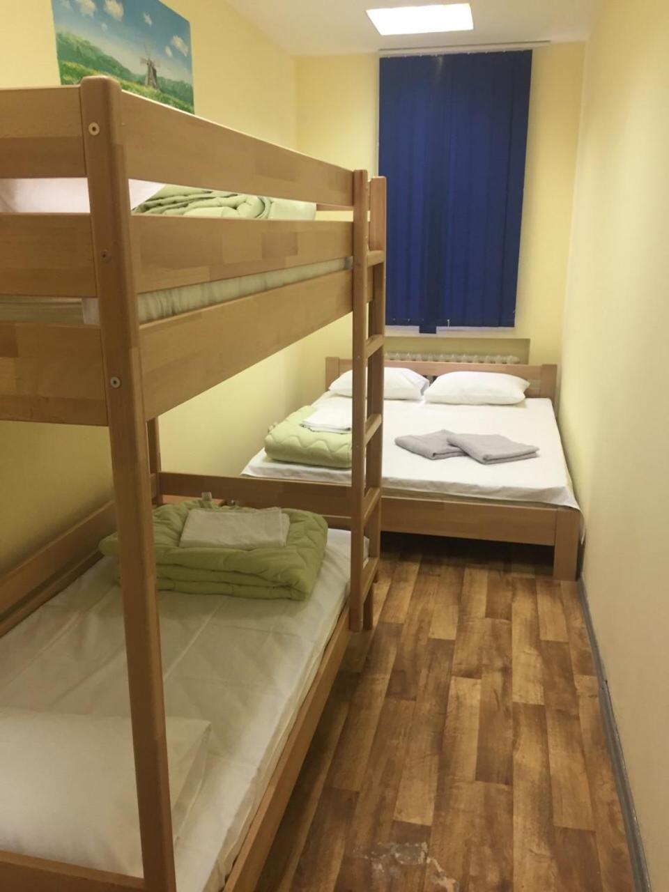 Botanic Globus Hostel Kiev Exterior foto